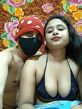 Seducing couple online show from 03.07.26