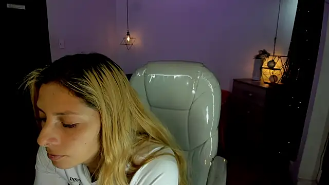 Jennaa Cooper online show from 10.09.25