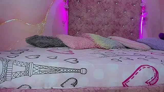 violet taylor  online show from 01.19.26