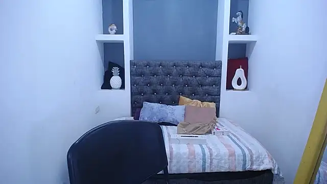 LauraMossart online show from 10.08.25