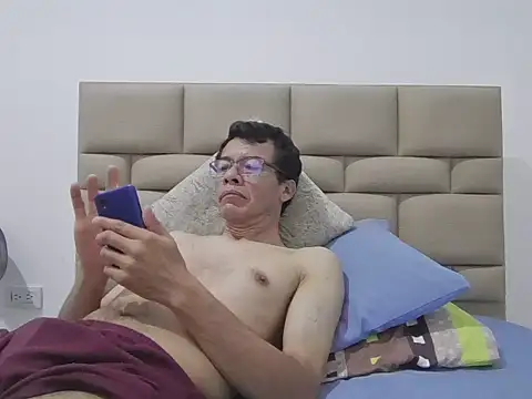 skinnylatino51 online show from 03.14.26