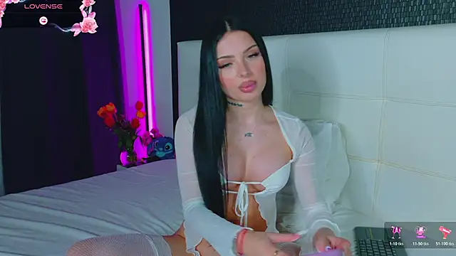 AshleyEttheenn online show from 04.10.26