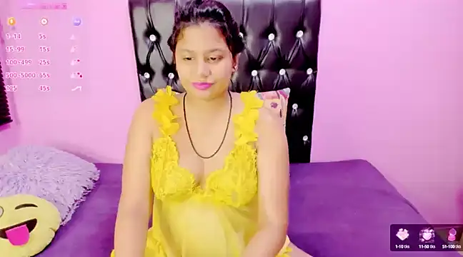 Snapshot of INDIANFLAME chatting on 01.11.25 INDIANFLAME online show from 01.11.25