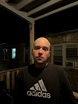 Snapshot of robin_bones chatting on 10.02.25 robin bones online show from 10.02.25