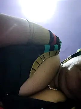 Snapshot of papukurty chatting on 11.23.25 papukurty online show from 11.23.25