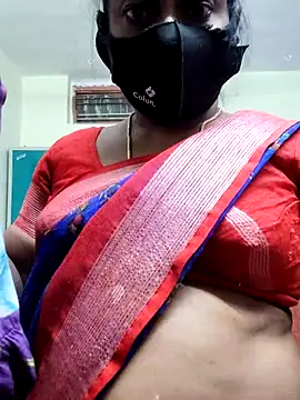 Snapshot of papukurty chatting on 12.04.25 papukurty online show from 12.04.25