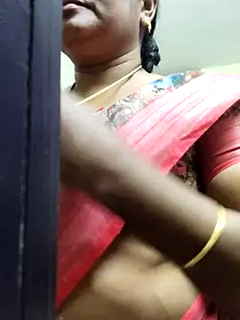 Snapshot of papukurty chatting on 02.17.26 papukurty online show from 02.17.26