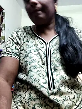 Snapshot of papukurty chatting on 02.25.26 papukurty online show from 02.25.26