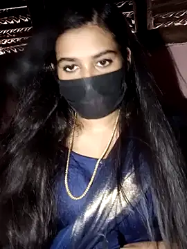 umairahaasan 1 online show from 10.31.25