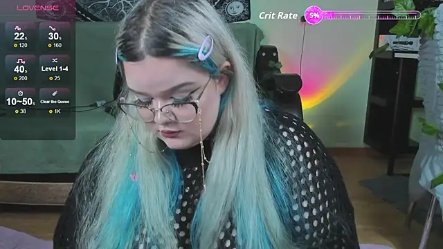 Snapshot of _CandyM1lky_ chatting on 10.22.25 CandyM1lky online show from 10.22.25