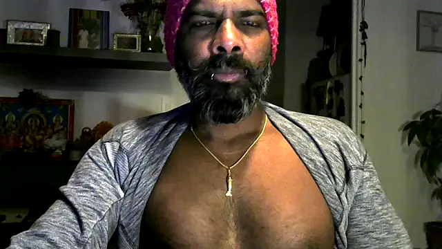 Snapshot of frenchblackc31 chatting on 01.18.26 frenchblackc31 online show from 01.18.26