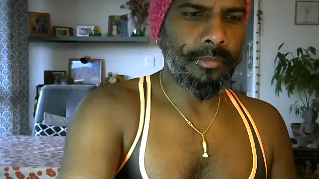 Snapshot of frenchblackc31 chatting on 02.18.26 frenchblackc31 online show from 02.18.26