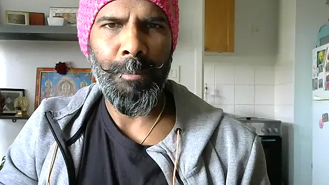 Snapshot of frenchblackc31 chatting on 05.07.26 frenchblackc31 online show from 05.07.26