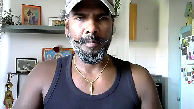 Snapshot of frenchblackc31 chatting on 05.28.26 frenchblackc31 online show from 05.28.26