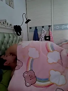 defgghj online show from 10.30.25