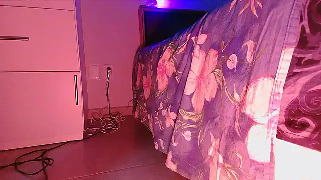 SatiroyNinfa online show from 01.10.26