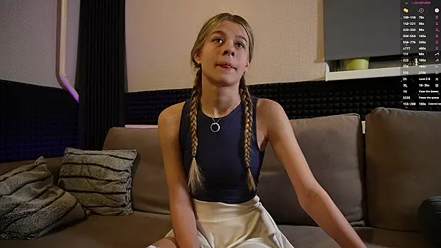 AnneVerity online show from 02.06.26