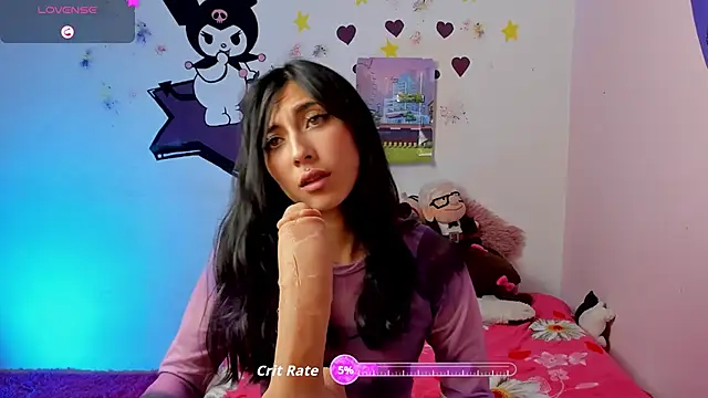 Snapshot of Alanaloiiss_ chatting on 10.08.25 Alanaloiiss online show from 10.08.25