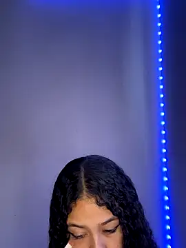 Snapshot of jadee8 chatting on 11.10.25 jadee8 online show from 11.10.25