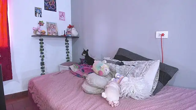 Emmantho online show from 10.01.25