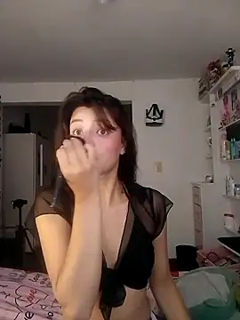 Emmantho online show from 10.11.25