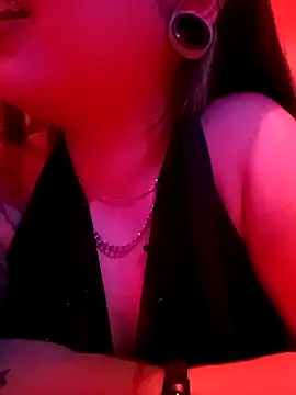 Snapshot of Dulcedeanis chatting on 02.04.26 Dulcedeanis online show from 02.04.26