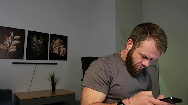 Stewart Barnz online show from 10.09.25