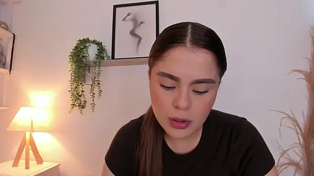 Samanta Monroe online show from 11.06.25