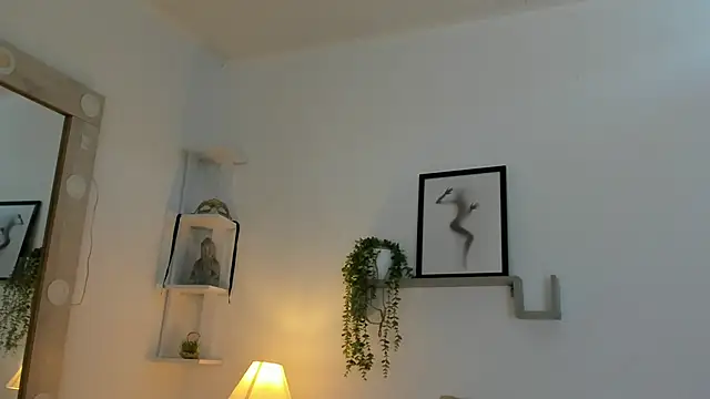 Samanta Monroe online show from 11.07.25