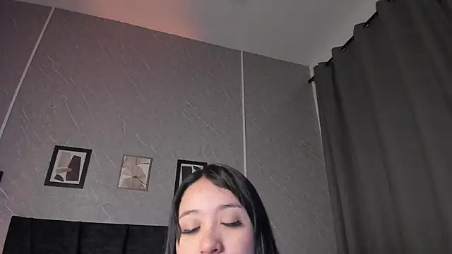 Lunaa bellaa online show from 02.13.26