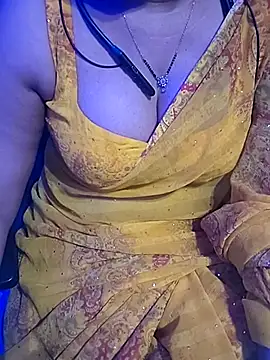 Snapshot of Anuforyou19 chatting on 10.15.25 Anuforyou19 online show from 10.15.25