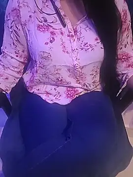 Snapshot of Anuforyou19 chatting on 10.16.25 Anuforyou19 online show from 10.16.25