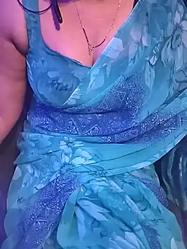 Snapshot of Anuforyou19 chatting on 10.17.25 Anuforyou19 online show from 10.17.25