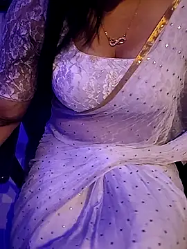 Snapshot of Anuforyou19 chatting on 10.29.25 Anuforyou19 online show from 10.29.25