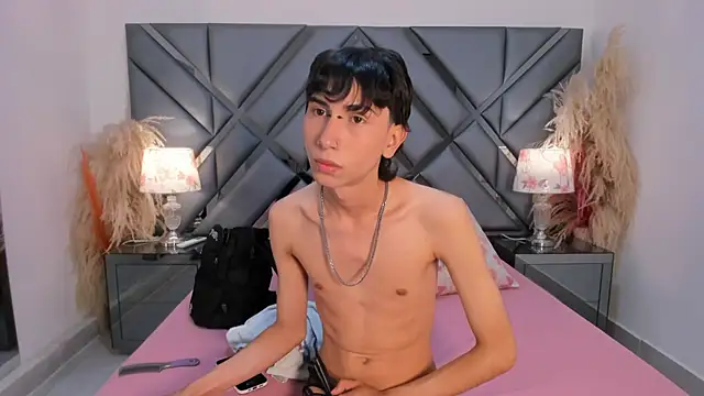 Milan LewisS online show from 10.14.25