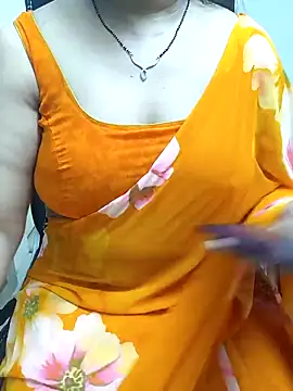 Snapshot of Anushka134 chatting on 09.10.25 Anushka134 online show from 09.10.25