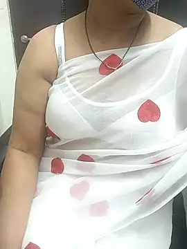 Snapshot of Anushka134 chatting on 10.06.25 Anushka134 online show from 10.06.25