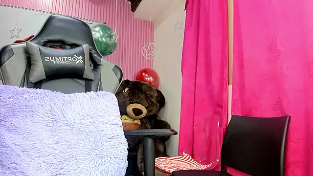 Mindy 19 online show from 03.20.26