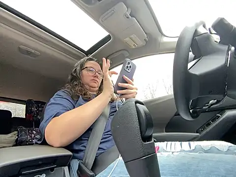 GirlSquirt online show from 12.19.25