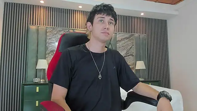 Michael blue online show from 10.05.25