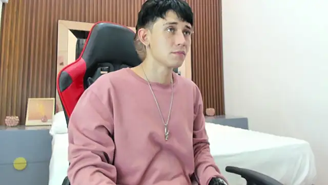 Michael blue online show from 10.11.25