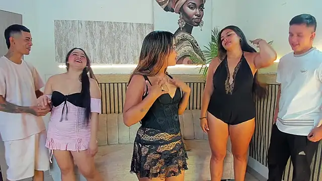 stangirls  online show from 12.16.25