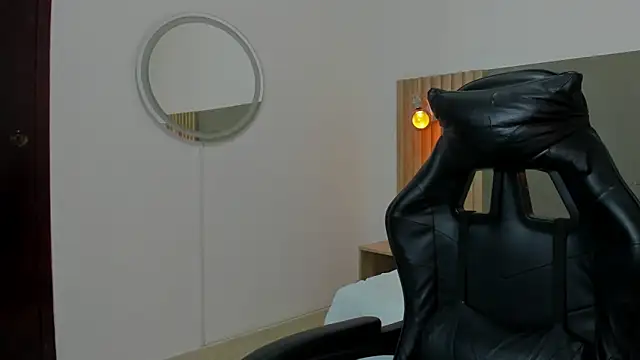 carlina 15 online show from 03.13.26