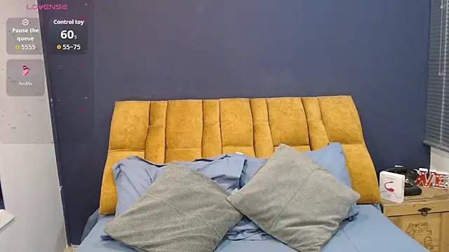 KendraaSimons online show from 05.07.26