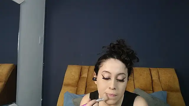 KendraaSimons online show from 05.19.26