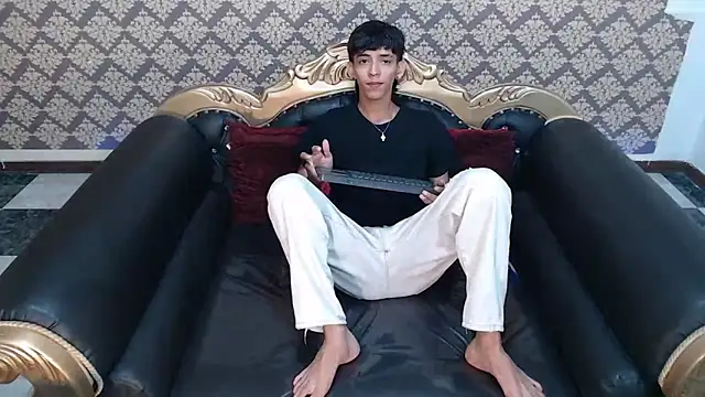 Snapshot of Sebas_cat chatting on 09.11.25 Sebas cat online show from 09.11.25