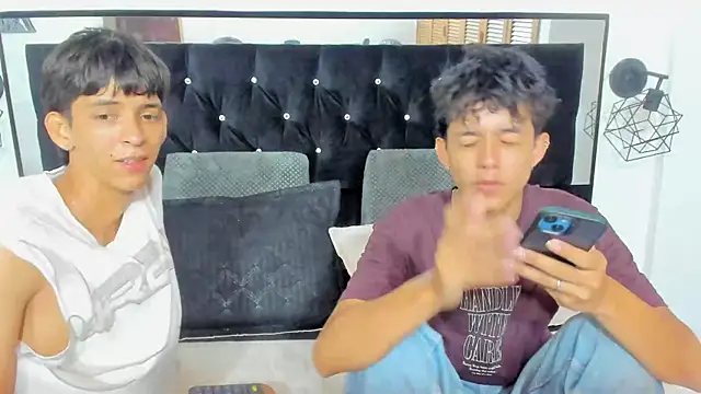 Snapshot of Sebas_cat chatting on 10.14.25 Sebas cat online show from 10.14.25