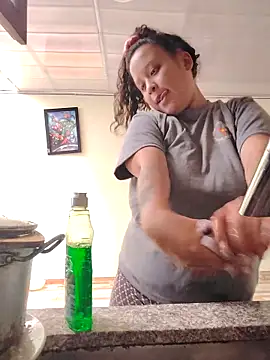 Snapshot of You-sexy-starr chatting on 10.15.25 You-sexy-starr online show from 10.15.25