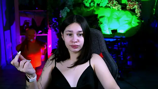 KimClarks  online show from 10.28.25