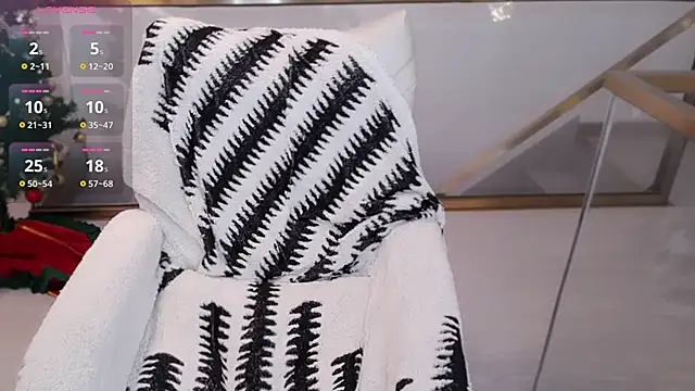 Snapshot of kiko-vv chatting on 10.16.25 kiko-vv online show from 10.16.25